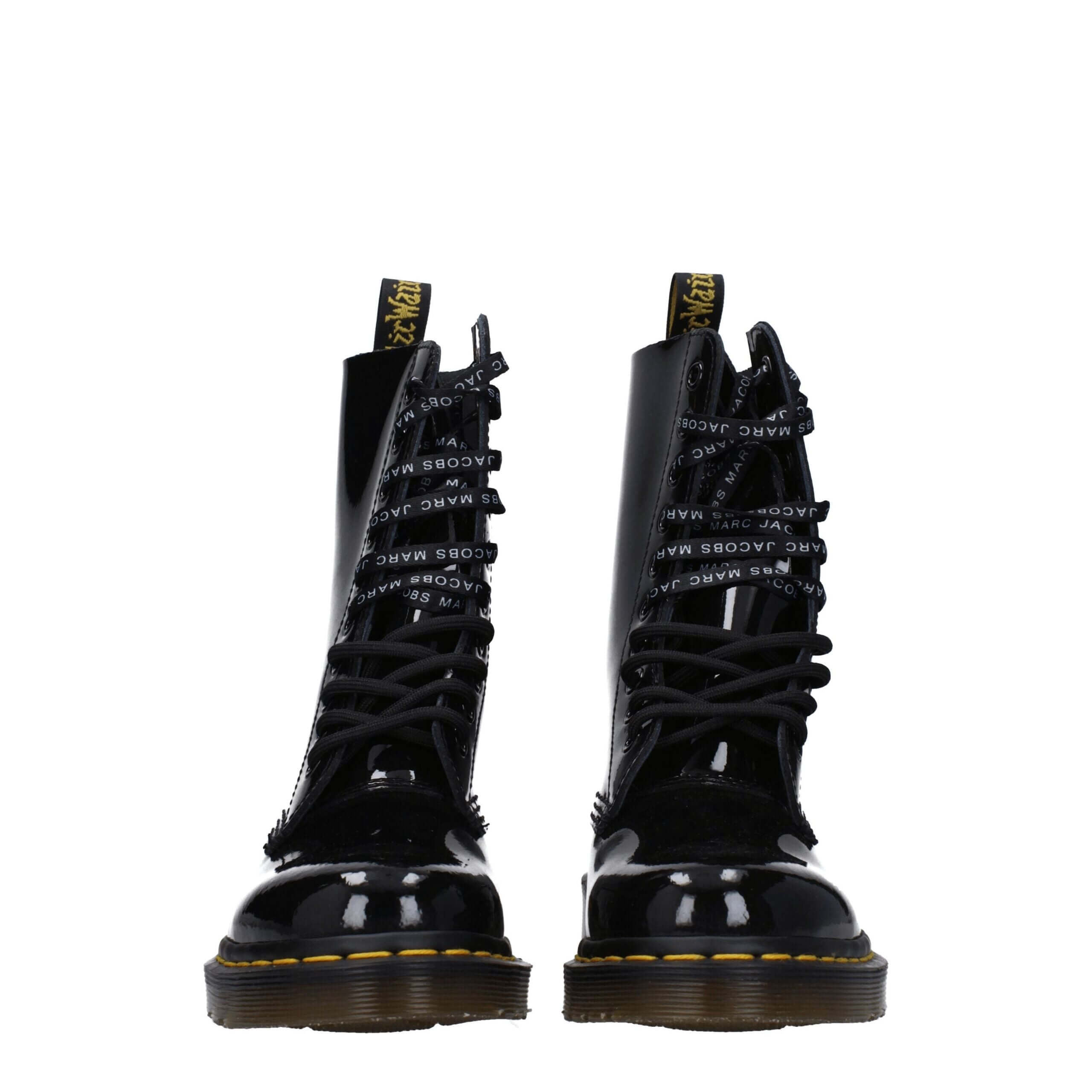 Black Leather Ankle BootsDescription: The product with MPN D1490MJ25005001 and code F78540 patent leather in black is a ankle boots designed by Dr. Martens. Additional Info: Style: Casual Closing type: Lace up Closure Materials: Patent Leather Shoe sole: