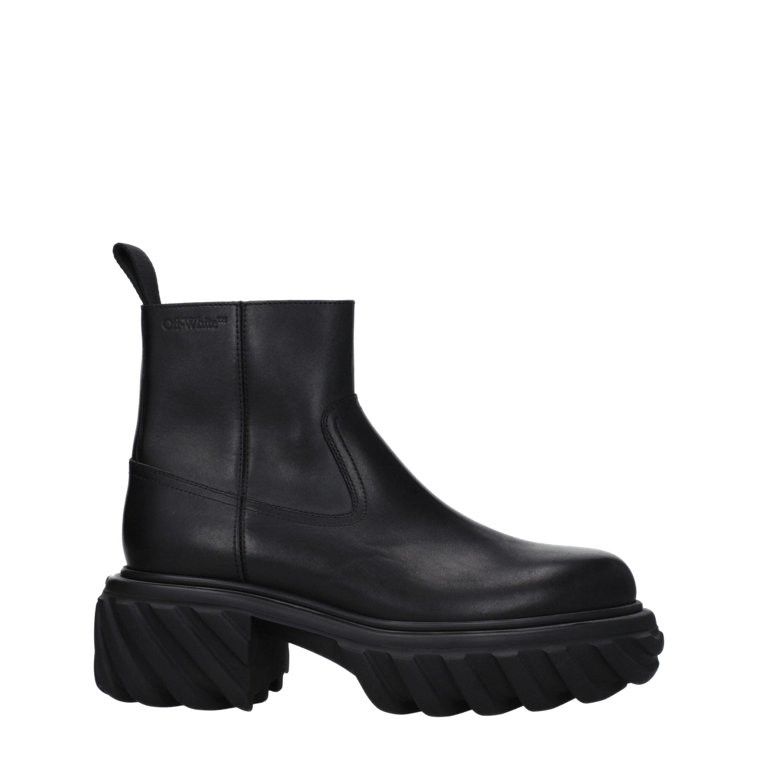 Black Leather Ankle BootsDescription: The product with MPN OMID029LEA0011010 and code F79083 leather in black is a ankle boots designed by Off-White. It has features like side logo. Additional Info: Style: Casual Closing type: Zip Closure Materials: Leath