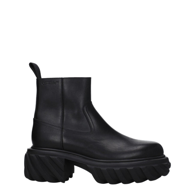 Black Leather Ankle BootsDescription: The product with MPN OMID029LEA0011010 and code F79083 leather in black is a ankle boots designed by Off-White. It has features like side logo. Additional Info: Style: Casual Closing type: Zip Closure Materials: Leath