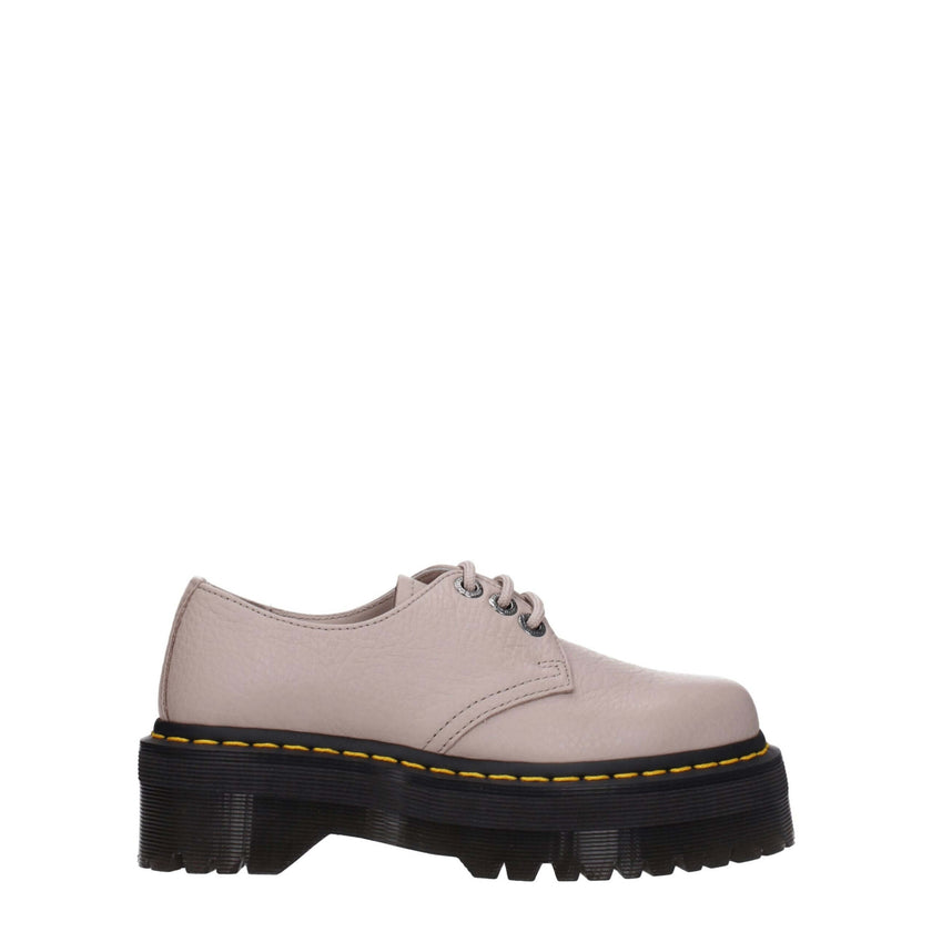 Gray Leather Oxfords And DerbiesDescription: The product with MPN D1461QUADII31167348 and code F79199 leather in gray is a lace up and monkstrap designed by Dr. Martens. Additional Info: Style: Casual Closing type: Lace up Closure Materials: Leather Shoe