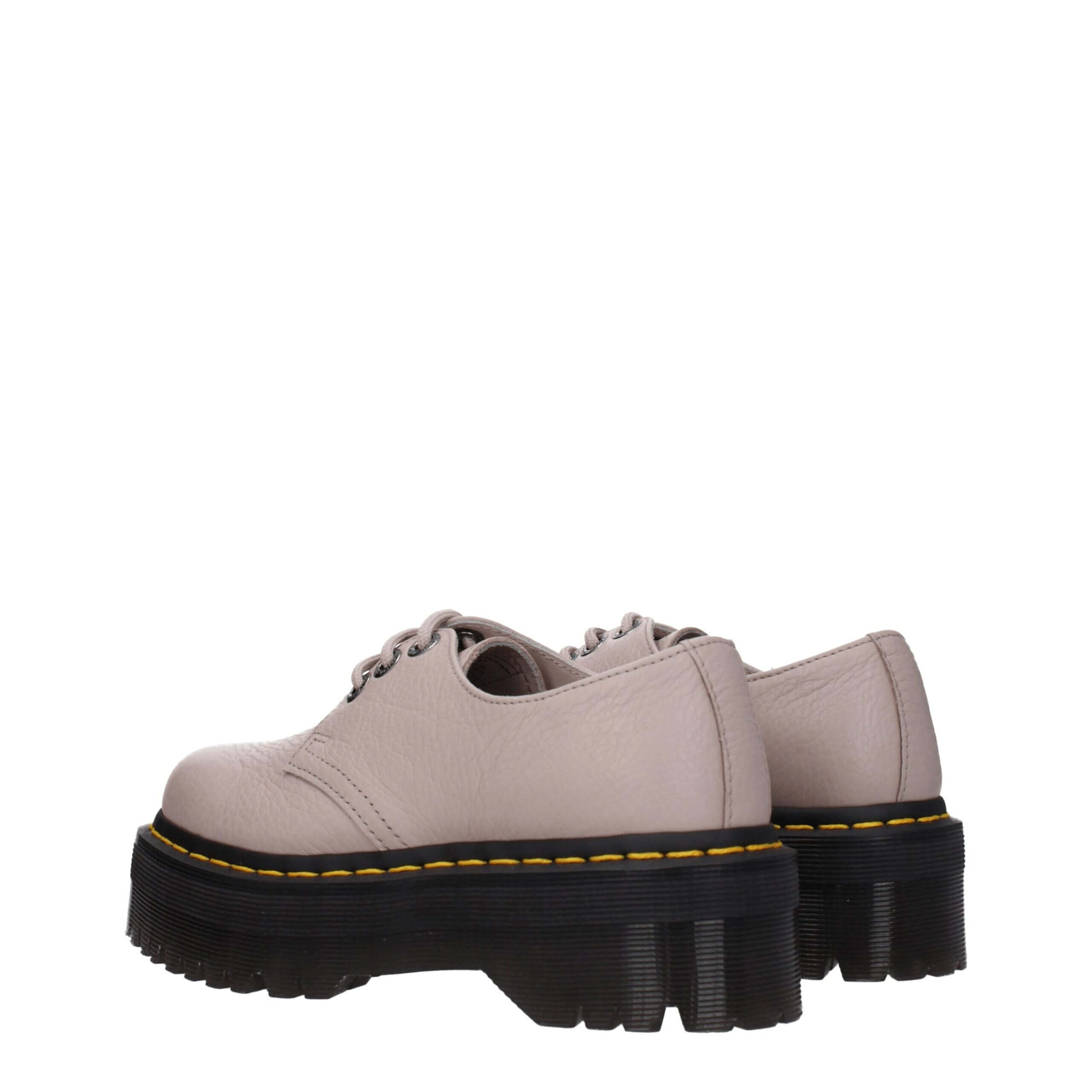 Gray Leather Oxfords And DerbiesDescription: The product with MPN D1461QUADII31167348 and code F79199 leather in gray is a lace up and monkstrap designed by Dr. Martens. Additional Info: Style: Casual Closing type: Lace up Closure Materials: Leather Shoe