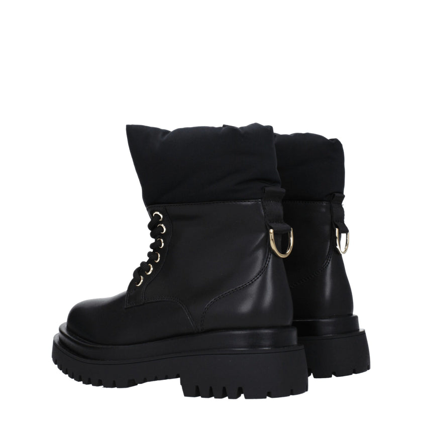 Black Polyethylene Ankle BootsDescription: The product with MPN 75VA3S62ZS870899 and code F79235 polyurethane in black is a ankle boots designed by Versace Jeans. It has features like front logo. Additional Info: Style: Casual Closing type: Lace up Closur