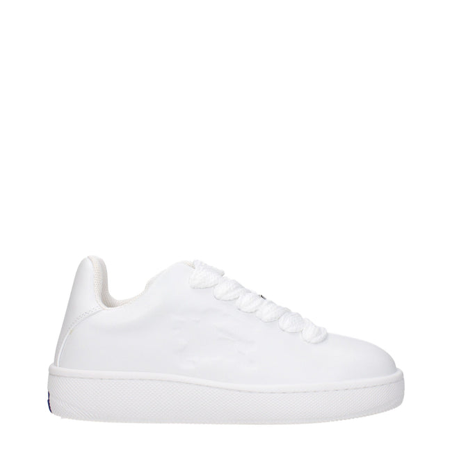 White Leather Low Top SneakersDescription: The product with MPN 8083385 and code F80772 leather in white is a sneakers designed by Burberry. It has features like side logo. Additional Info: Style: Sporty Glam Closing type: Lace up Closure Shoe sole: Rubbe