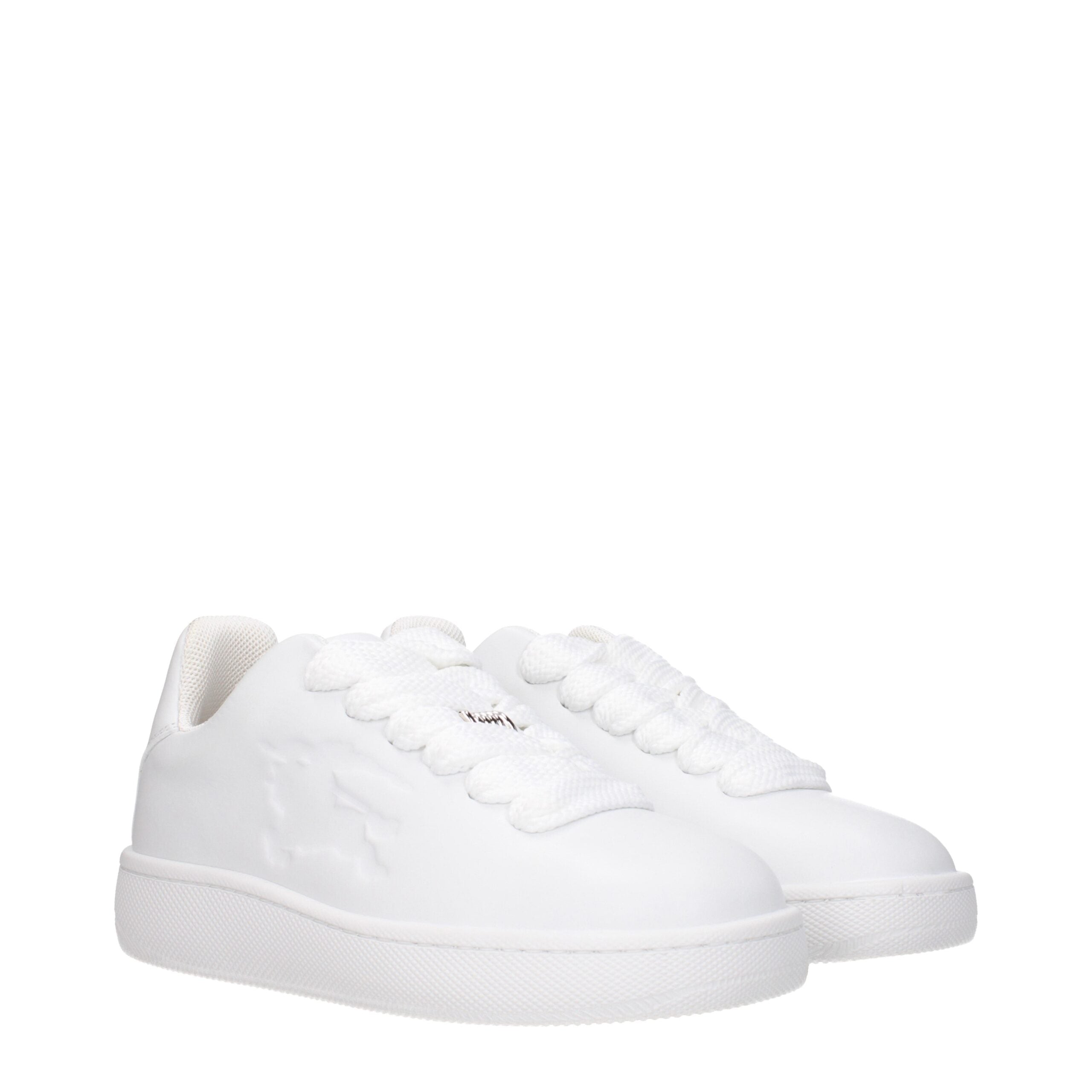 White Leather Low Top SneakersDescription: The product with MPN 8083385 and code F80772 leather in white is a sneakers designed by Burberry. It has features like side logo. Additional Info: Style: Sporty Glam Closing type: Lace up Closure Shoe sole: Rubbe