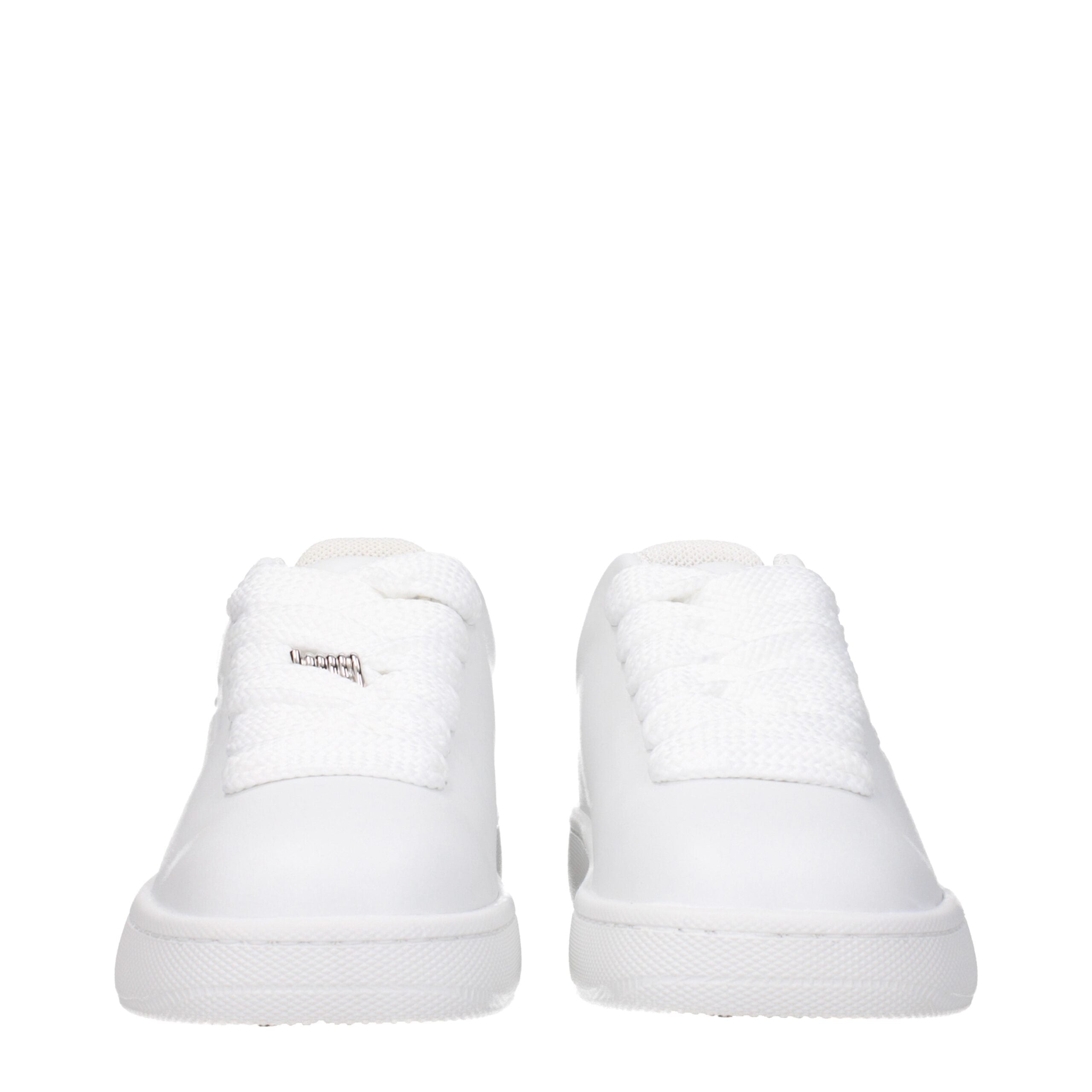 White Leather Low Top SneakersDescription: The product with MPN 8083385 and code F80772 leather in white is a sneakers designed by Burberry. It has features like side logo. Additional Info: Style: Sporty Glam Closing type: Lace up Closure Shoe sole: Rubbe