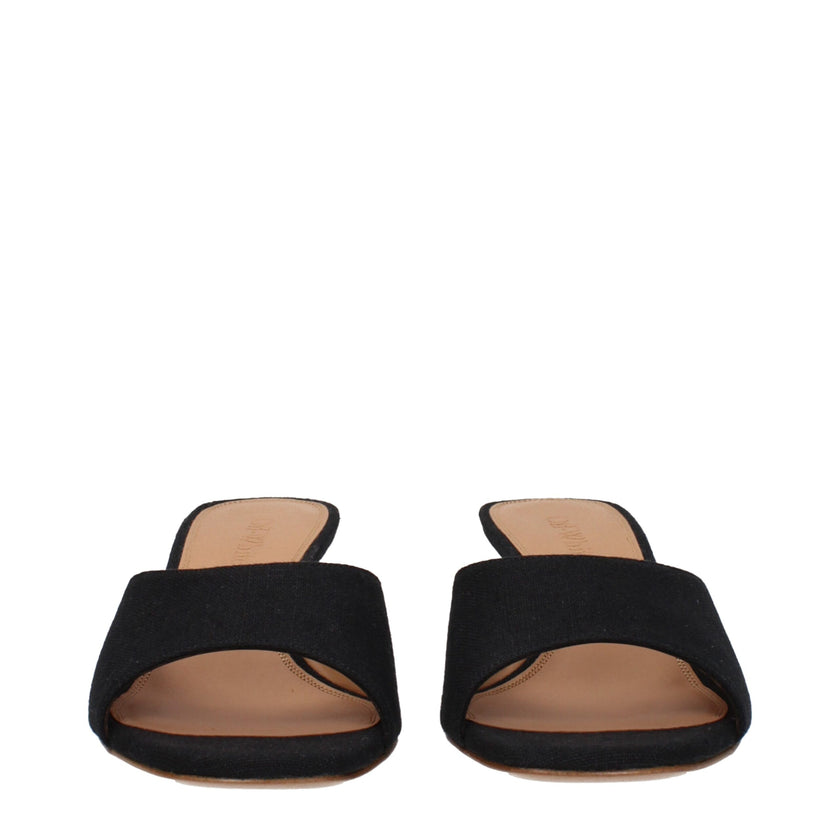 Black Linen SandalsDescription: The product with MPN OWIJ027FAB0011009 and code F80832 linen in black is a sandals designed by Off-White. Additional Info: Shoe sole: Leather Heel height: 5 cm Shoe tip: Open toe Heel type: Mid heels MPN: OWIJ027FAB0011009