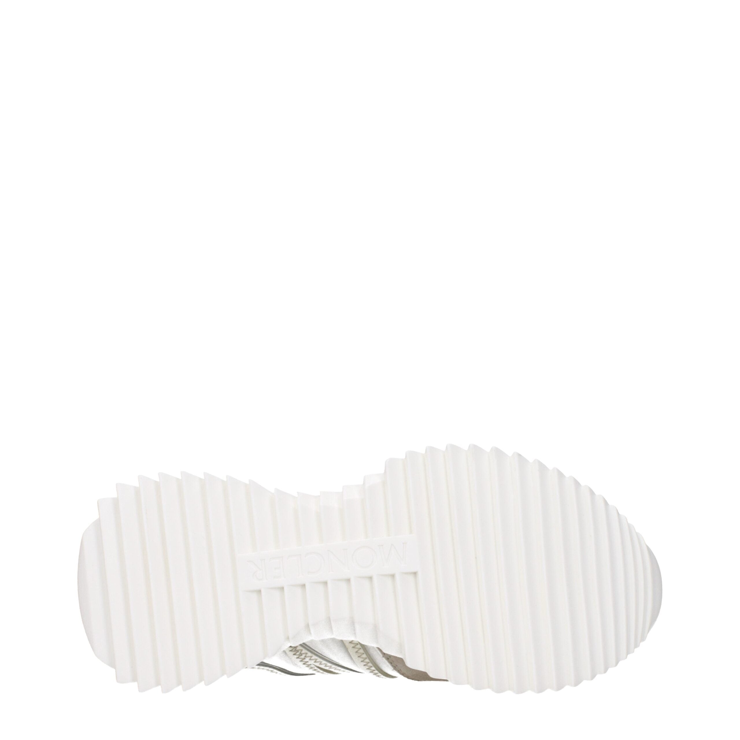 Beige Fabric Low Top SneakersDescription: The product with MPN 4M00140M4156041 and code F81005 fabric in beige is a sneakers designed by Moncler. It has features like back logo. Additional Info: Style: Casual Closing type: Lace up Closure Materials: Fabri