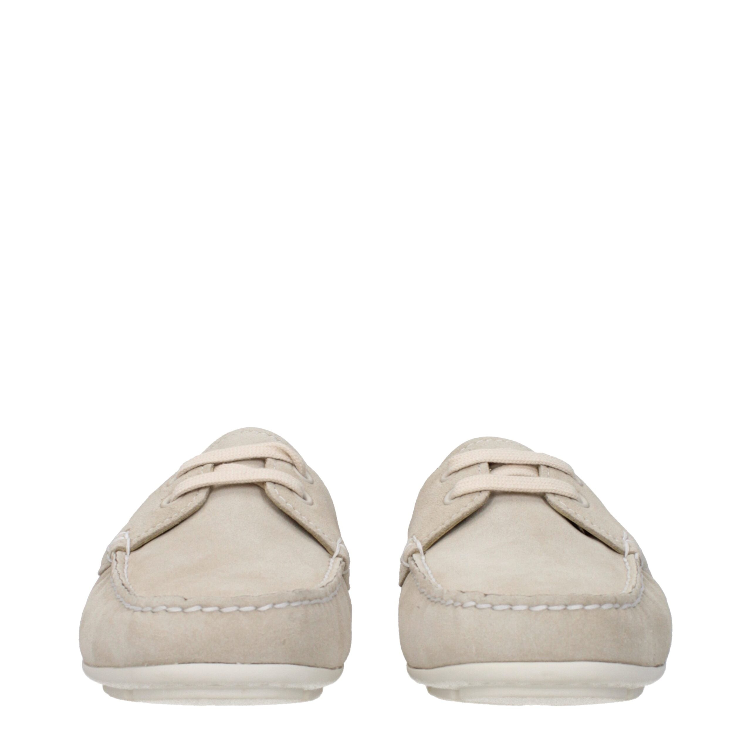 Graue Leder-Slipper mit seitlichem Logo