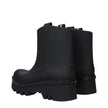 Black Cotton Ankle BootsDescription: The product with MPN CHC23A904FP001 and code F78589 rubber in black is a ankle boots designed by Chloé. It has features like back logo. Additional Info: Style: Street Materials: Rubber Shoe sole: Rubber Heel height: 5.