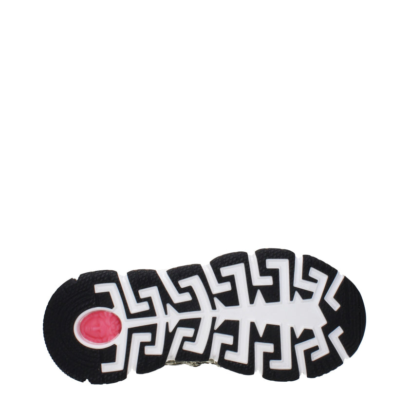 Green Fabric Low Top SneakersDescription: The product with MPN DSU80941A115532KL40 and code F82954 fabric in green is a sneakers designed by Versace. It has features like front logo, side logo, back logo. Additional Info: Style: Casual Closing type: Lace