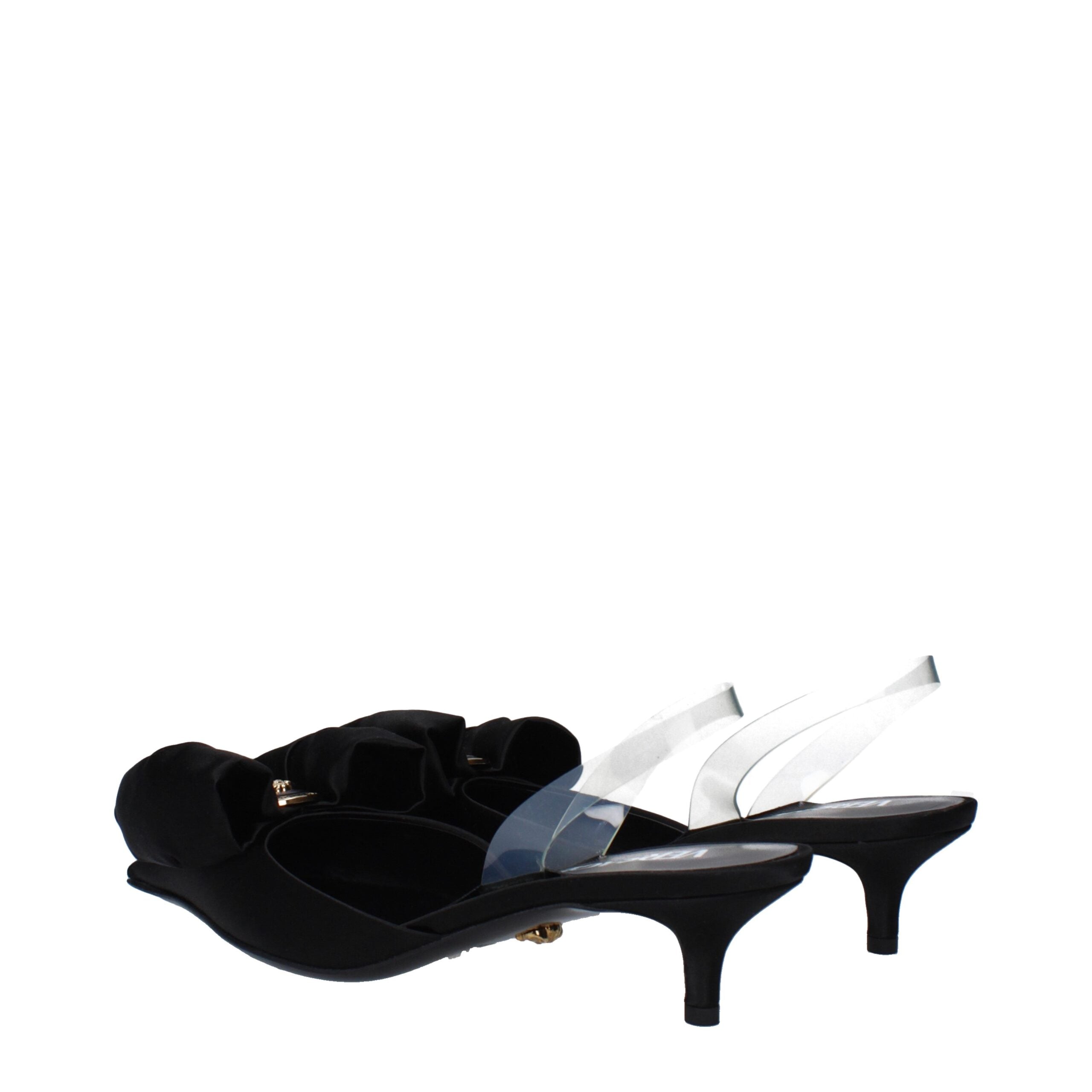 Schwarze flache Sandalen aus Satiniertem Leder mit Ledersohle