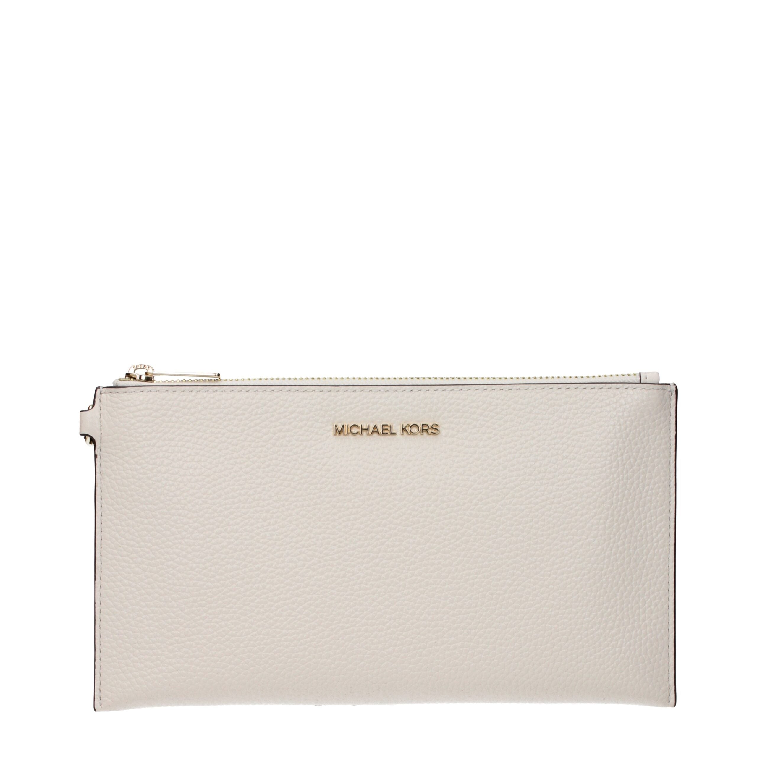 Beige Leather Clutch BagDescription: The product with MPN 35S4GTVW3LLTCREAM and code F83408 leather in beige is a clutches designed by Michael Kors. It has features like front logo.Beige Leather Clutch Bag${tagsMichael KorsAulae Beige Leather Clutch Bag M