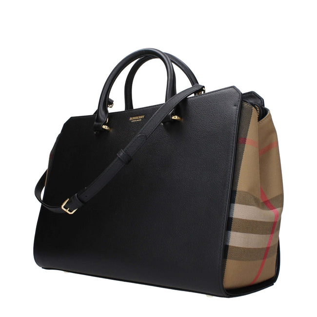 Black Leather HandbagDescription: The product with MPN 8084022 and code F83496 leather in black is a handbags designed by Burberry. It has features like front logo, adjustable shoulder, removable shoulder.Black Leather Handbag${tagsBurberryAulae Black Lea