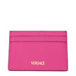 Pink Leather CardholderDescription: The product with MPN 1008105DVIT2T1P86V and code F83546 leather in fuchsia is a document holders designed by Versace. It has features like front detail, back logo.Pink Leather Cardholder${tagsVersaceAulae Pink Leather C