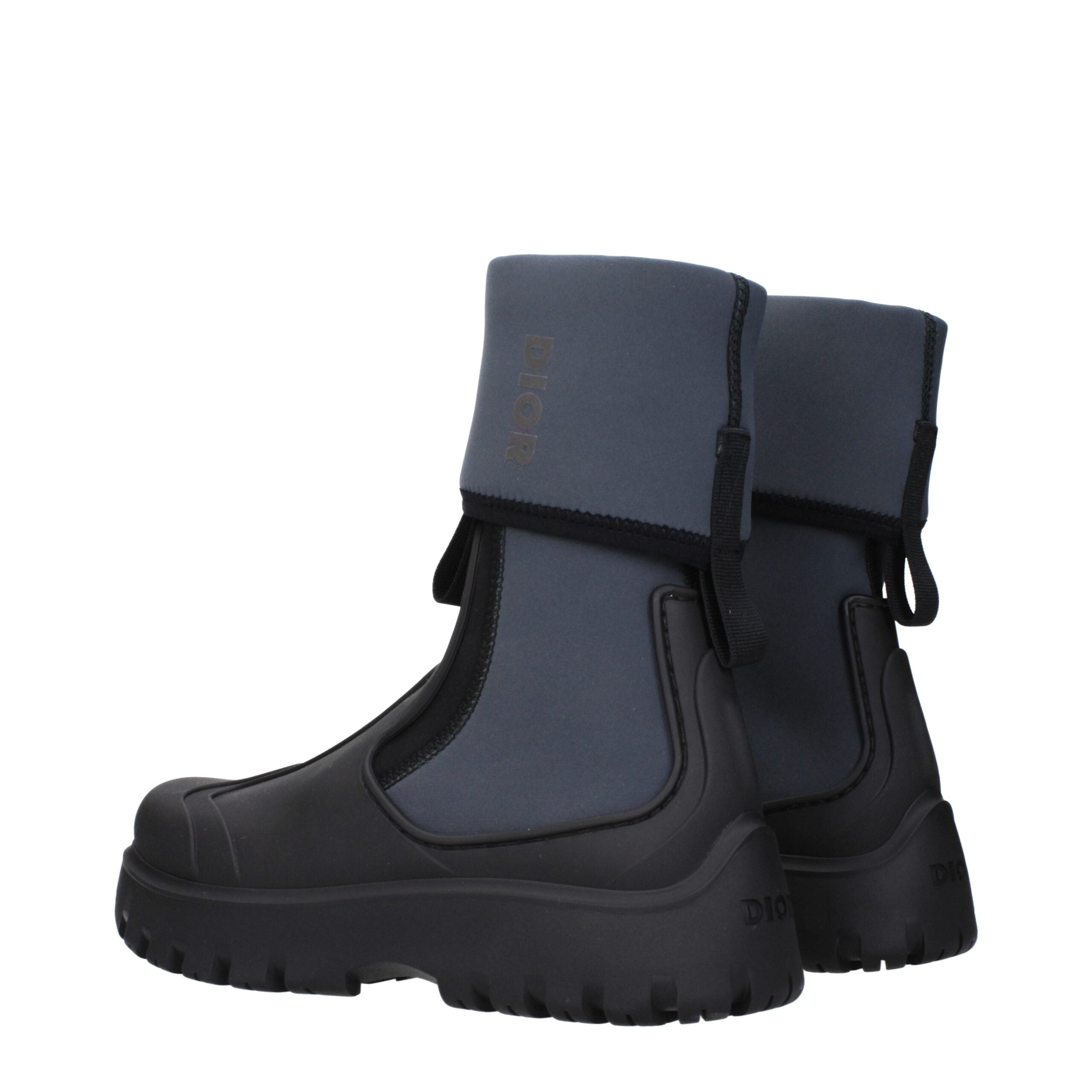 Black Cotton Ankle BootsDescription: The product with MPN 3BO308ZUR968 and code F83855 rubber in black is a ankle boots designed by Christian Dior. It has features like side logo, back logo.Black Cotton Ankle Boots${tagsChristian DiorAulae Black Cotton An