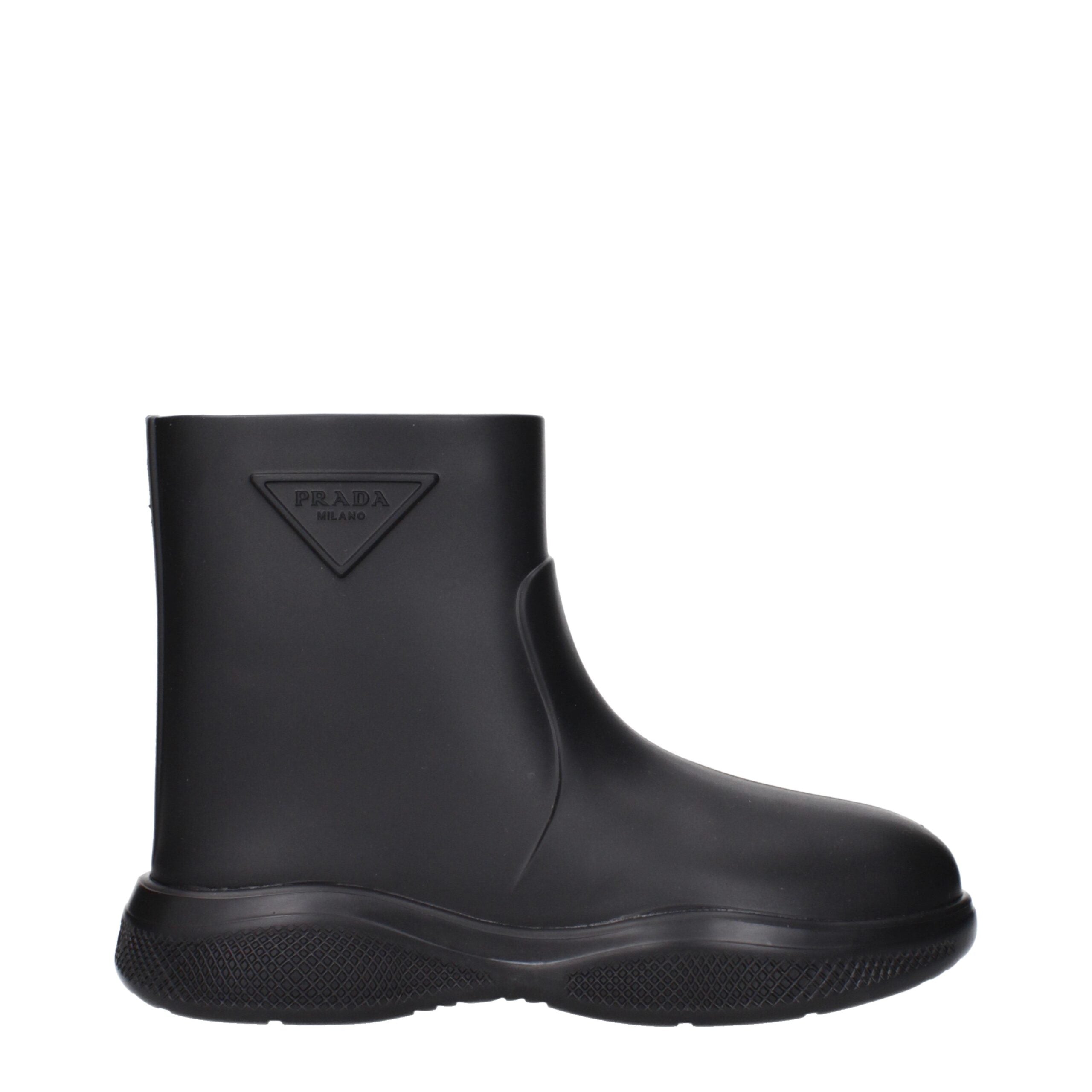 Black Cotton Ankle BootsDescription: The product with MPN 1T859M3LKD025F0002 and code F83672 rubber in black is a ankle boots designed by Prada. It has features like side logo, back logo. Additional Info: Style: Casual Shoe sole: Rubber Shoe tip: Round to