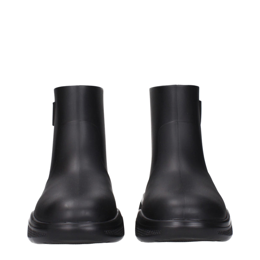 Black Cotton Ankle BootsDescription: The product with MPN 1T859M3LKD025F0002 and code F83672 rubber in black is a ankle boots designed by Prada. It has features like side logo, back logo. Additional Info: Style: Casual Shoe sole: Rubber Shoe tip: Round to