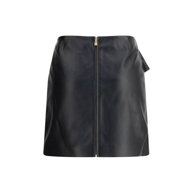 Black Lamb Ovis Aries Aries Mini SkirtThe Versace lambskin Miniskirt is a bold and sophisticated piece, enriched by an elegant decorative knot on the front that adds dynamism to the design. Crafted from soft leather, it features a zip fastening on the bac