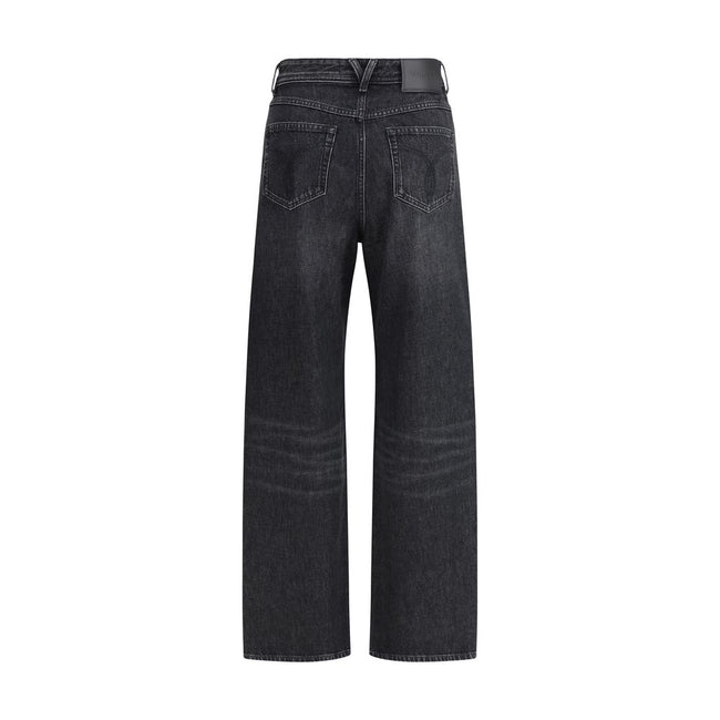 Black Cotton Relaxed Fit JeansMid-rise Jeans by Versace, made of pure cotton and featuring a five-pocket design. The model is distinguished by cut-out details on the front, embellished with applied gold metallic mesh inserts, which add a bold and contempo