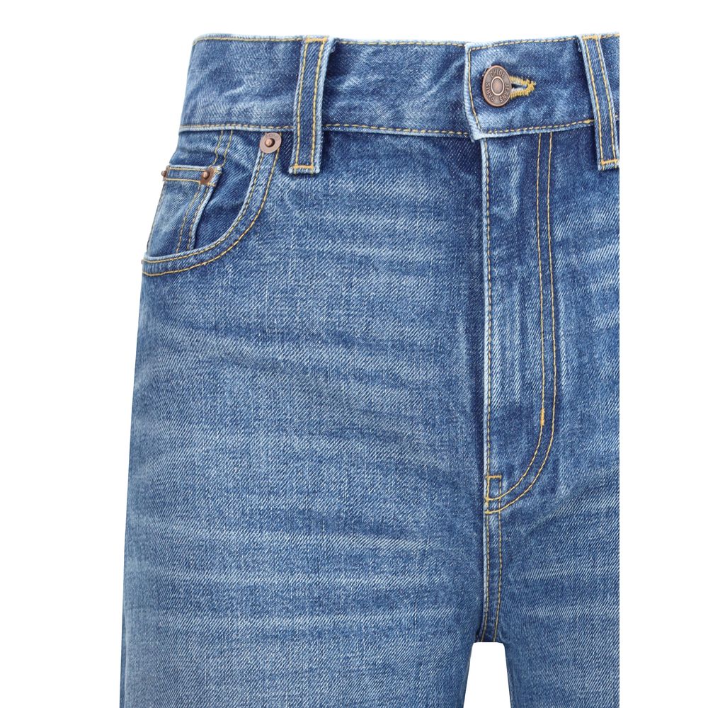 Blue Cotton Flared JeansChloé’s Flare Jeans are an iconic garment that reinterprets a classic with a touch of contemporary elegance. Featuring a traditional five-pocket pattern, they offer functionality and timeless style. The high waist slims the figure