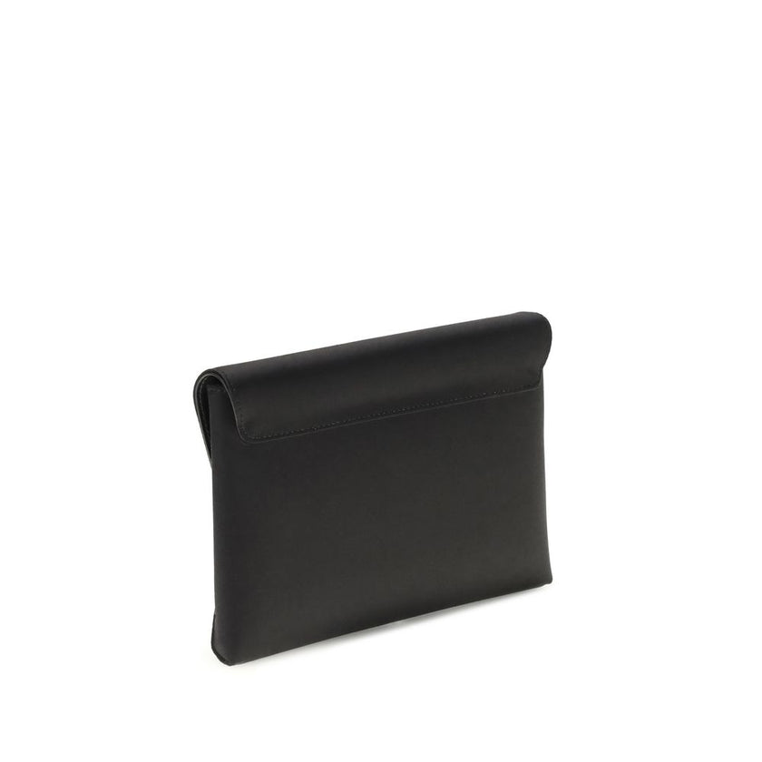 Black Calf Leather Bos Taurus Shoulder BagThe La Medusa Shoulder Bag by Versace is an elegant and iconic accessory, embellished with the distinctive metal La Medusa detail applied to the front flap. Equipped with a practical interior slit pocket, it featu