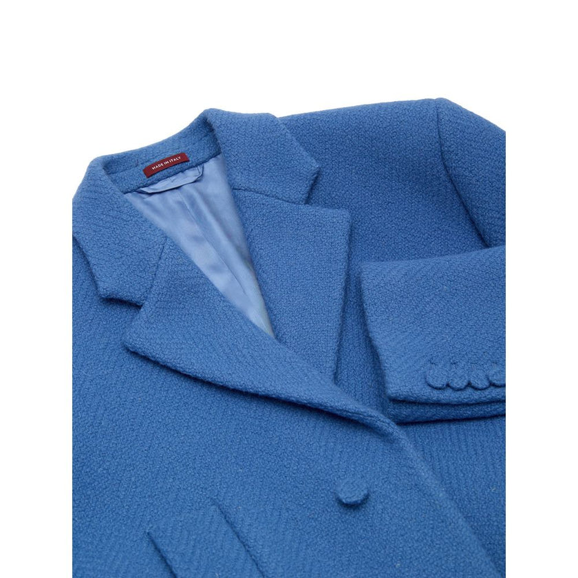Blue Wool CoatLong Coat in Avio Blue Gucci. Front fastening with covered fabric buttons, two large side welt pockets, classic collar, back vent. Herringbone fabric workmanship. Internal lining Composition: 100% Wool Internal SKU: 25GIU209 Brand SKU: 79707