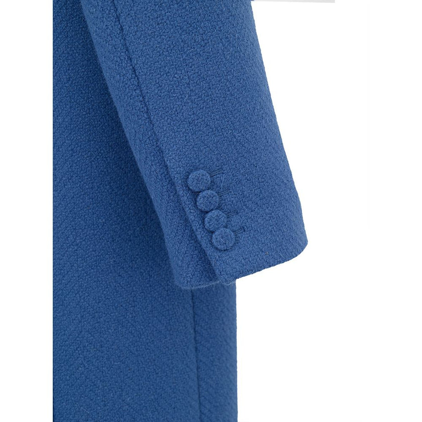 Blue Wool CoatLong Coat in Avio Blue Gucci. Front fastening with covered fabric buttons, two large side welt pockets, classic collar, back vent. Herringbone fabric workmanship. Internal lining Composition: 100% Wool Internal SKU: 25GIU209 Brand SKU: 79707