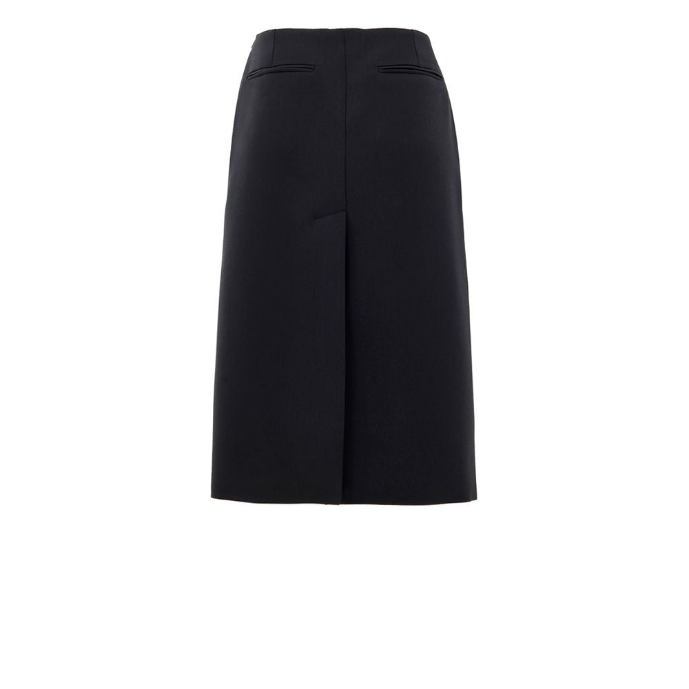 Black Wool Midi SkirtGaucho Skirt in Black Gucci. Side opening with gold hook and hidden zip, two side welt pockets, medium length. Gaucho skirt/pants model with symmetrical front/back slits. Composition: 100% Wool Internal SKU: 25GIU184 Brand SKU: 786416