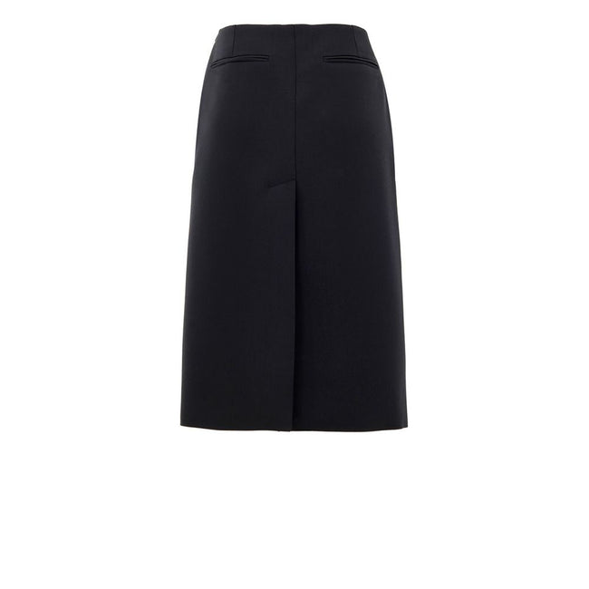 Black Wool Midi SkirtGaucho Skirt in Black Gucci. Side opening with gold hook and hidden zip, two side welt pockets, medium length. Gaucho skirt/pants model with symmetrical front/back slits. Composition: 100% Wool Internal SKU: 25GIU184 Brand SKU: 786416