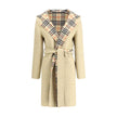 Beige Wool CoatBurberry’s reversible wool robe Coat combines style and practicality in one. On one side it features an elegant solid color, while on the other it sports the iconic Burberry Check pattern. Complete with a hood, it offers a comfortable fit a