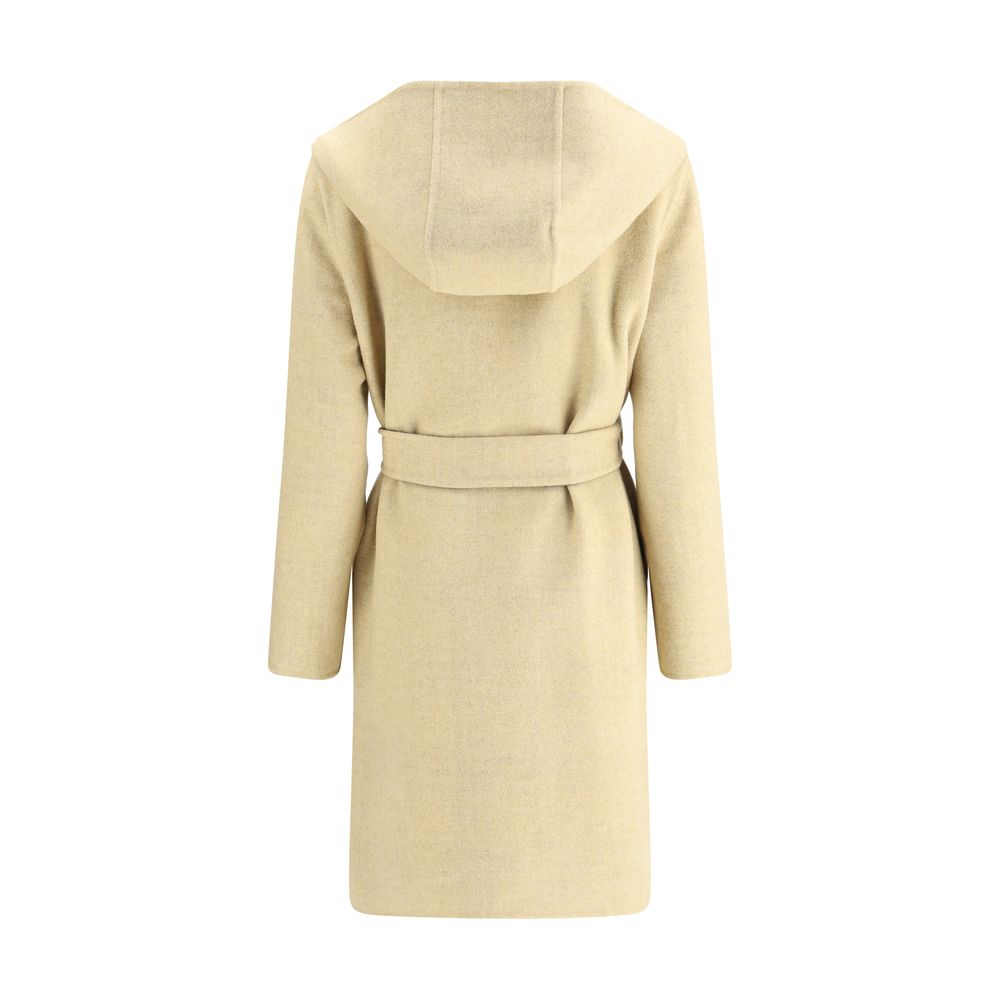 Beige Wool CoatBurberry’s reversible wool robe Coat combines style and practicality in one. On one side it features an elegant solid color, while on the other it sports the iconic Burberry Check pattern. Complete with a hood, it offers a comfortable fit a