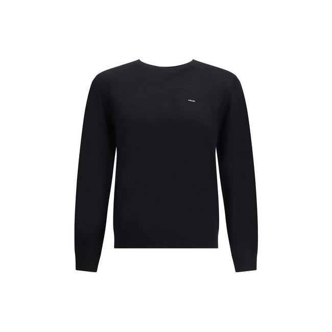 Black Fleece Wool SweatshirtPrada’s Pure Virgin wool Sweater is an essential piece with a refined, contemporary style. Featuring a clean design, it features a contrasting embroidered logo on the chest that adds a distinctive touch. A ribbed crew neck, cuf