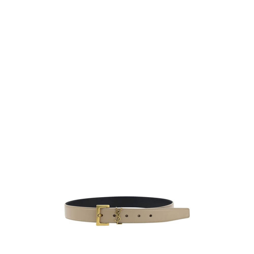Brown Calf Leather Bos Taurus Regular BeltThe Saint Laurent leather Belt is a sophisticated accessory with an essential and refined design. Made of smooth leather, it features a front plaque with the brand’s iconic brass-plated logo, adding a touch of cha