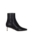 Black Leather Ankle BootsDescription: The product with MPN OWID034LEA0021072 and code F79084 leather in black is a ankle boots designed by Off-White. Additional Info: Style: Casual Closing type: Zip Closure Materials: Leather Shoe sole: Leather Heel heigh