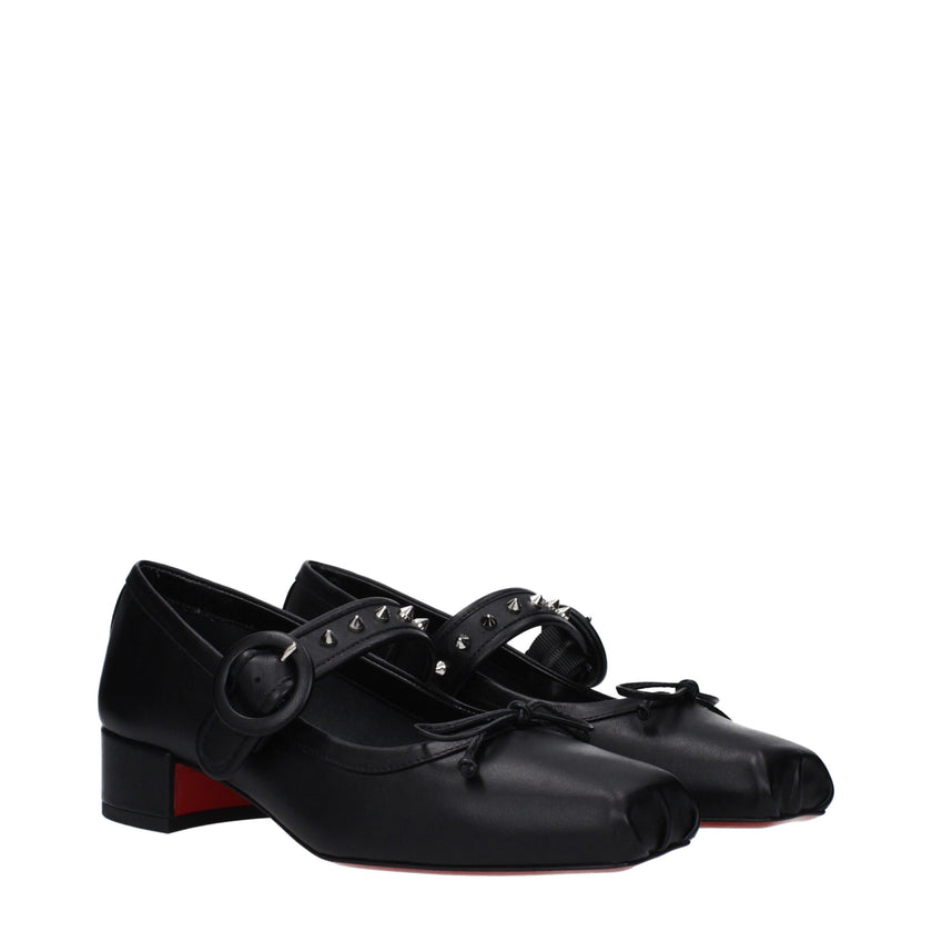 Black Leather Ballet FlatsDescription: The product with MPN 3240626B439 and code F82524 leather in black is a pumps designed by Louboutin. It has features like studs. Additional Info: Color details: Silver Style: Casual Closing type: Buckle Closure Materi