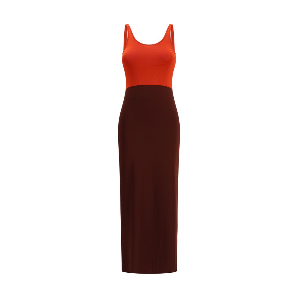 Multicolor Viscose Casual DressFendi’s long knit Dress features a fitted silhouette and sleeveless design with thin straps and a wide round neckline. Made of viscose yarn with a color-block pattern, it combines elegance and modernity in a sleek, feminine