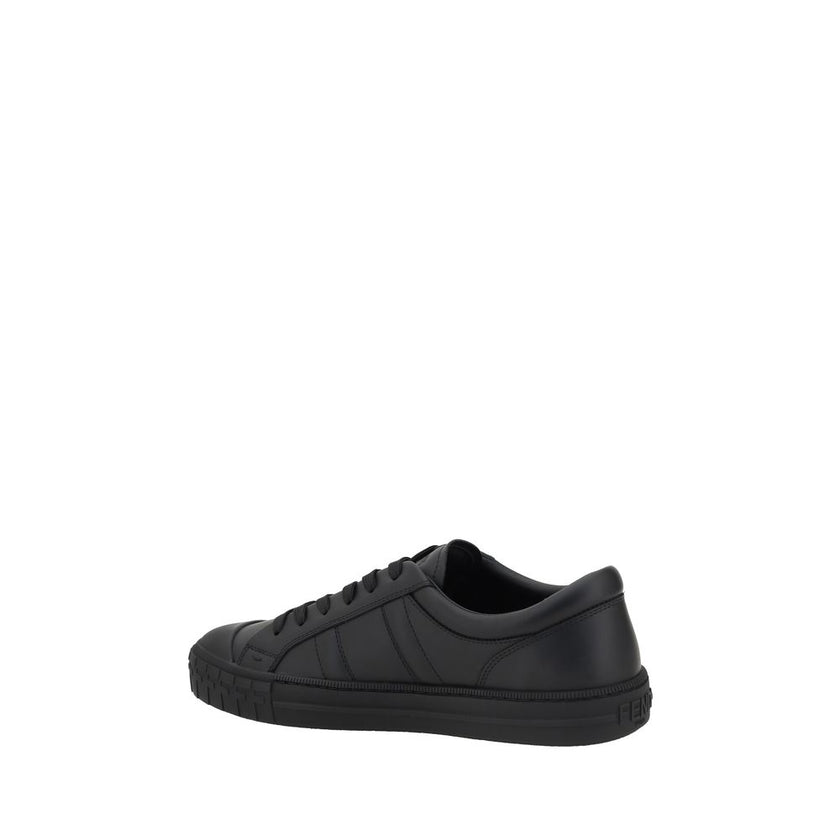 Black Calf Leather Bos Taurus Athletic SneakersThe Fendi Domino leather Sneakers are a contemporary interpretation of the classic sports model, designed for those seeking a balance between comfort and luxury. The upper closure with laces allows for an adj