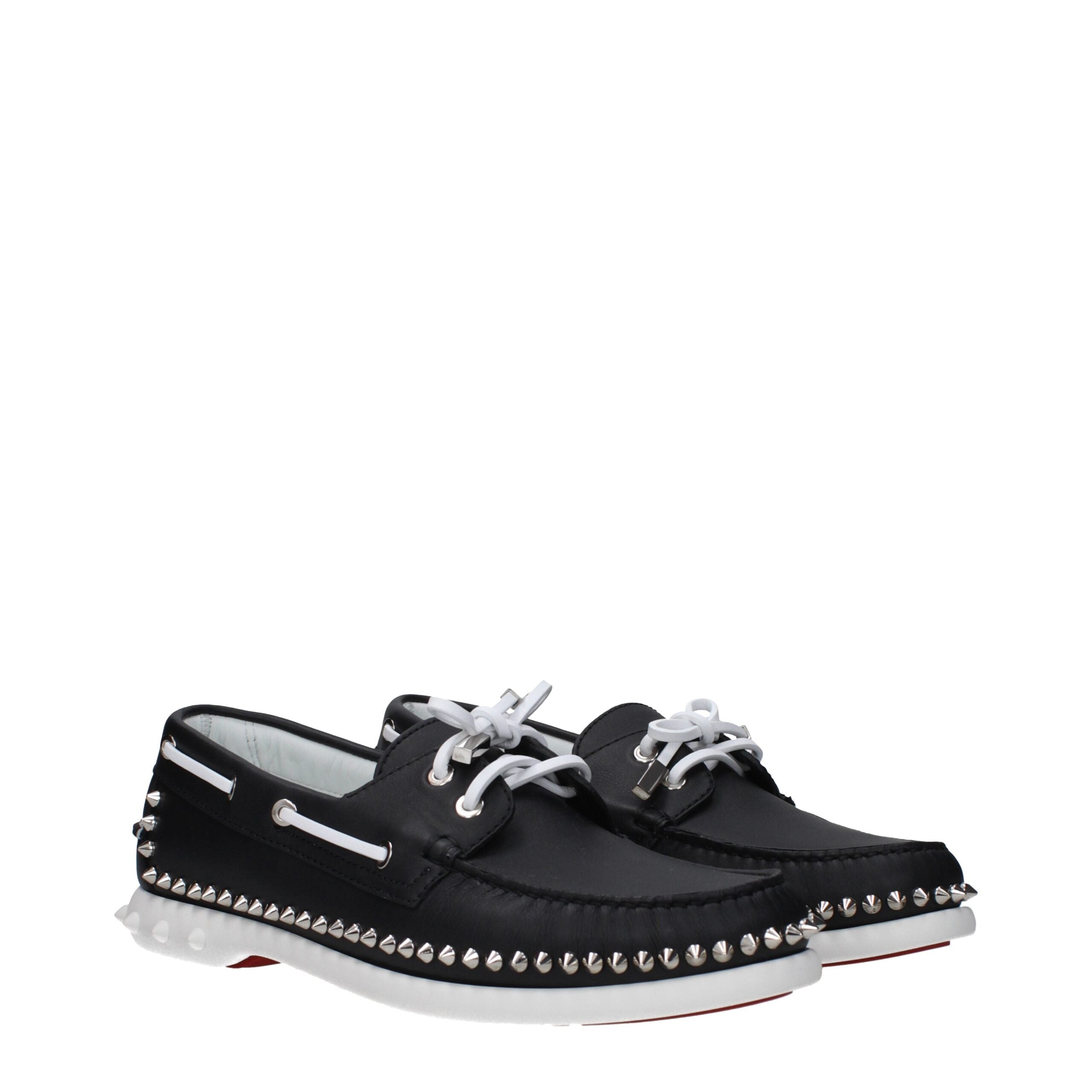 Schwarze Leder-Loafer mit Nieten zum Reinschlüpfen