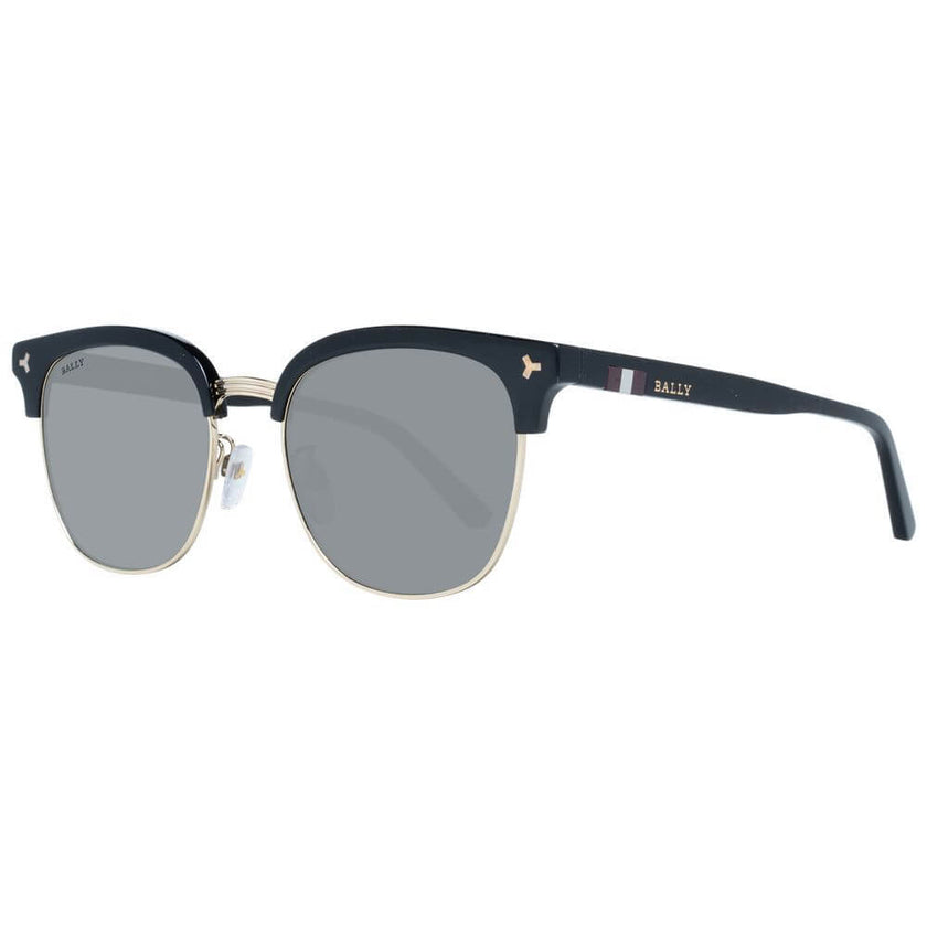 Black Metal SunglassesGender: Men Main color: Black Frame color: Black Frame material: Metal & Plastic Lenses color: Grey Lenses material: Plastic Filter category: 3 Style: Trapezium Lenses effect: Polarized & Mirrored Protection: 100% UVA & UVB Lenses wi