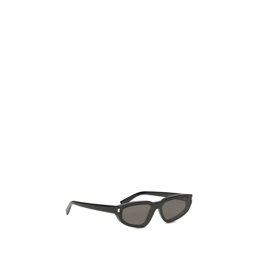 Black Acetate SunglassesThe 634 Nova Sunglasses by Saint Laurent stand out for their elongated acetate frame, which gives them a bold and contemporary look. The nylon lenses ensure lightness and protection, making this model a sophisticated and functional