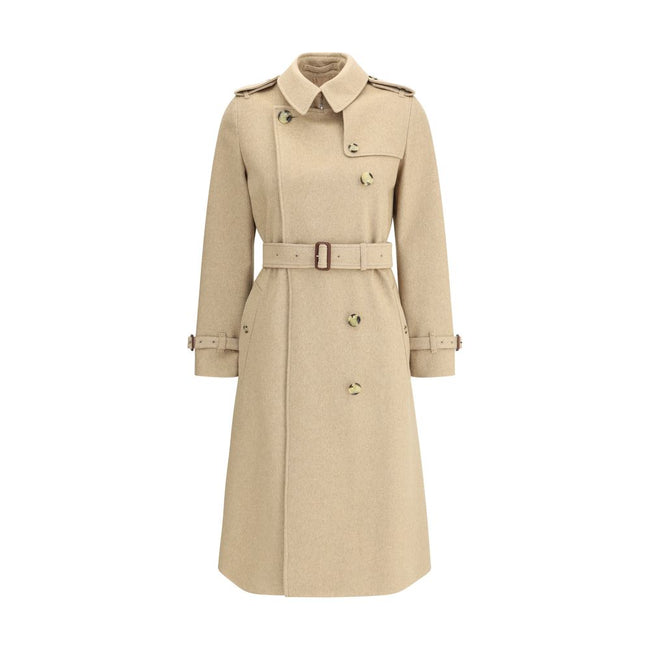 Beige Cashmere CoatBurberry’s Kensington midi Coat is an icon of British elegance reinterpreted in fine cashmere. Featuring a double-breasted button-fastening silhouette, it has a hook-and-eye collar, structured epaulettes and a figure-flattering waistban