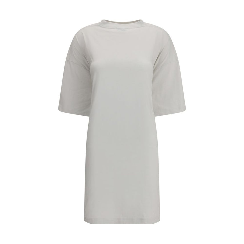 White Cotton Casual DressBalenciaga’s dry jersey T-shirt Dress combines essential lines with a novel tailoring construction. Made of dry jersey, it offers a semi-fitted fit: more defined at the front and soft at the back for a dynamic and sophisticated ef