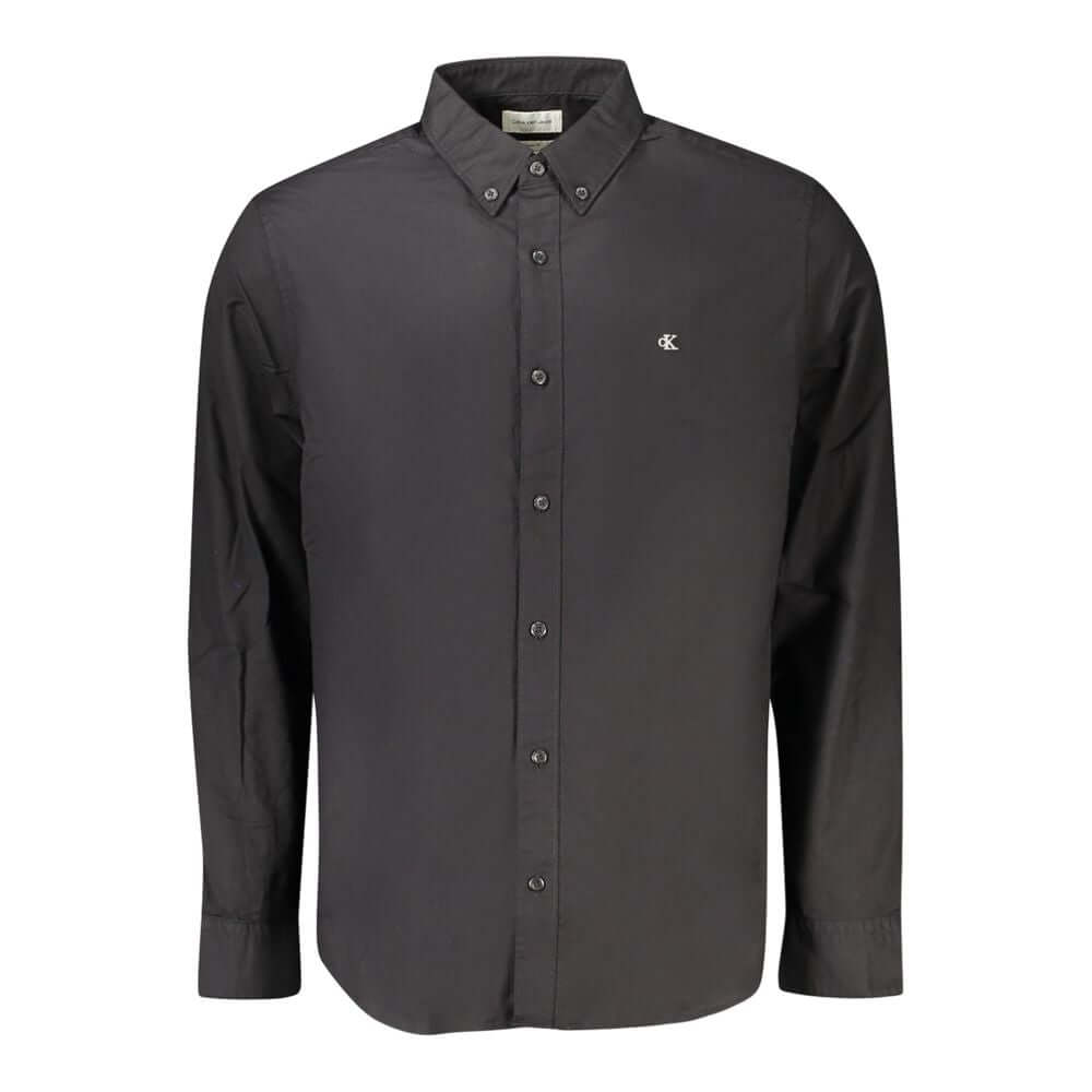 Black Cotton Men ShirtInfuse sophistication into your wardrobe with this Calvin Klein classic fit shirt. Its sharp button-down collar and chic 2-button cuffs exemplify timeless style, all while the embroidered logo adds a touch of the brand’s iconic allur
