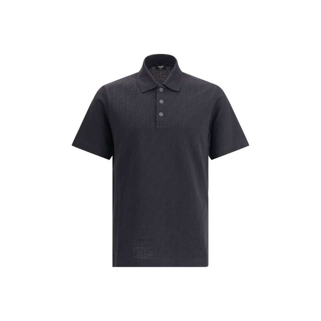 Black Cotton Polo ShirtFendi’s cotton polo Shirt is a distinctive garment that combines elegance and brand identity. Made of soft cotton, it features a classic ribbed collar and tone-on-tone buttons on the front. The all-over repeated FF jacquard print gi