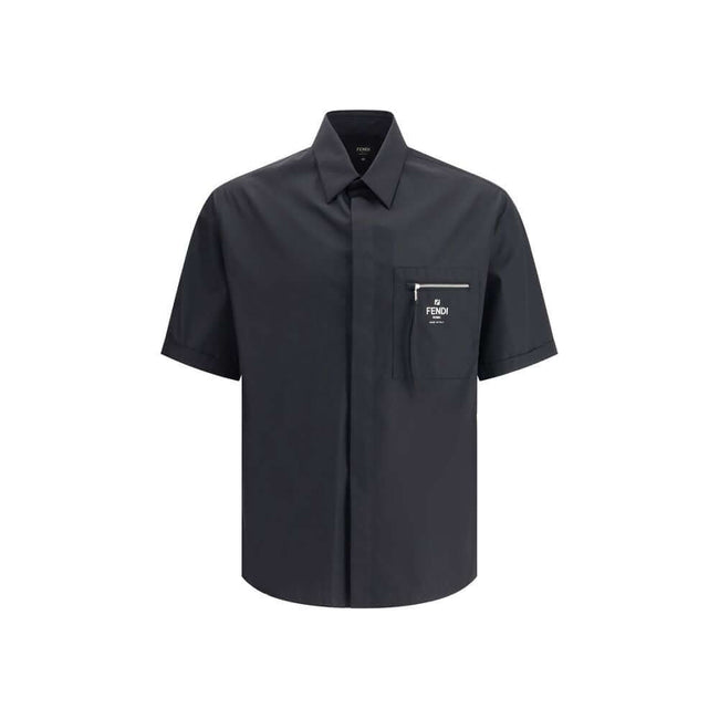 Black Cotton Shortsleeve ShirtFendi’s cotton Shirt is a summer piece with a clean and refined design. Featuring a classic collar and short sleeves, it features a front closure with concealed buttons for a minimalist effect. A zippered patch pocket stands