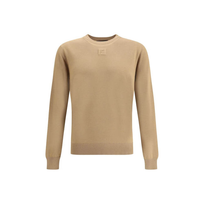 Beige Fleece Wool SweatshirtFendi’s Wool Sweater is a classic and refined piece, crafted with ribbed detailing on the crew neck, hem and cuffs for a comfortable and curated fit. The brand’s iconic logo, stitched tone-on-tone on the front, adds an understa