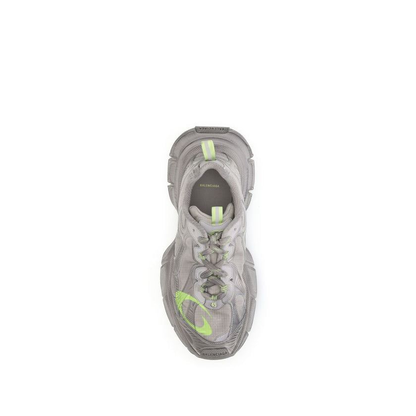 Gray Polyester Athletic SneakersBalenciaga’s 3XL Sneakers combine oversized aesthetics and high-tech details in a combination of mesh and polyurethane in shades of taupe and neon yellow. Featuring a lace-up closure and round toe, it features logo letterin