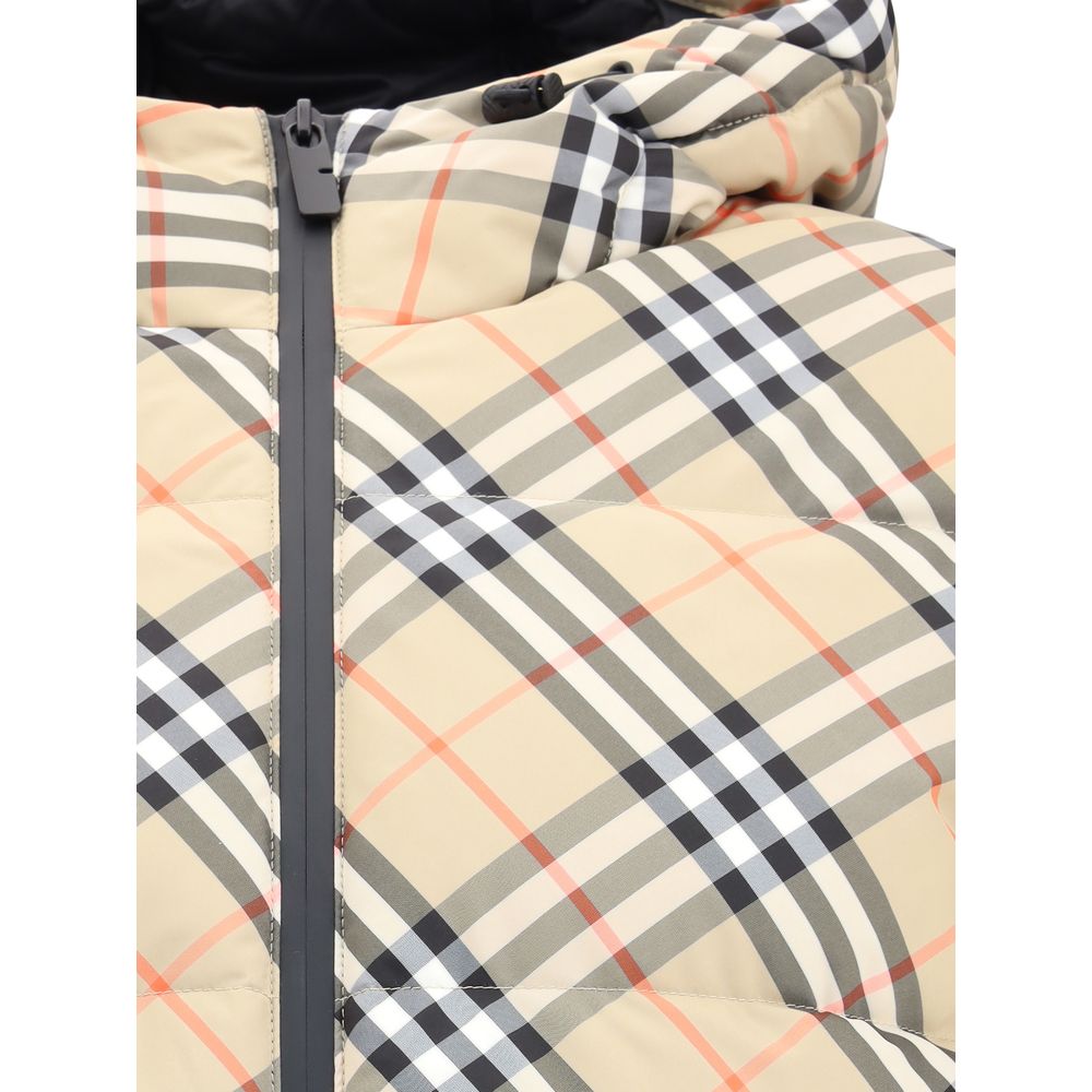 Beige Polyester Full-Length JacketBurberry’s hooded Check Down Jacket combines tradition and functionality in a bold design. Crafted in the iconic Burberry Check pattern, it features a regular fit with an adjustable hood and drawstring waist. Completing t