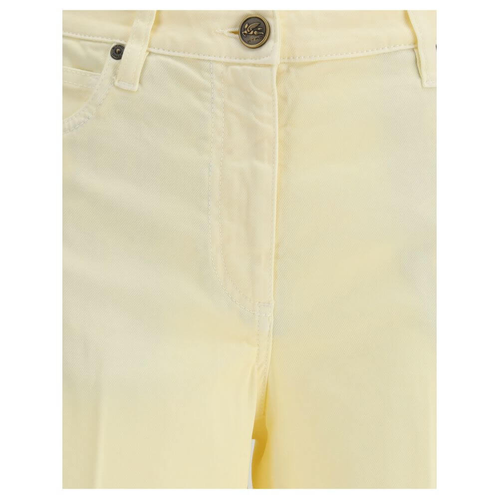 Yellow Cotton Straight-Leg JeansEtro’s stretch Jeans reinterpret a wardrobe classic with comfort and style.Made in the straight five-pocket style,they feature a button and zipper closure and belt loops at the waist.An essential garment with a versatile fi