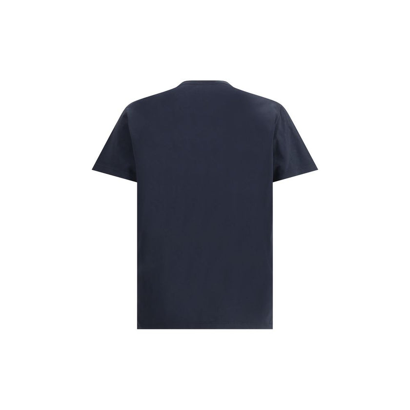 Black Cotton T-ShirtDsquared2’s cotton T-Shirt is a versatile and contemporary piece perfect for a casual and stylish look. Made from soft cotton, it features a ribbed-finished crew neck for comfort and durability. On the front, the contrasting printed lo